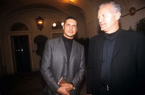 jenny versace|gianni versace partner.